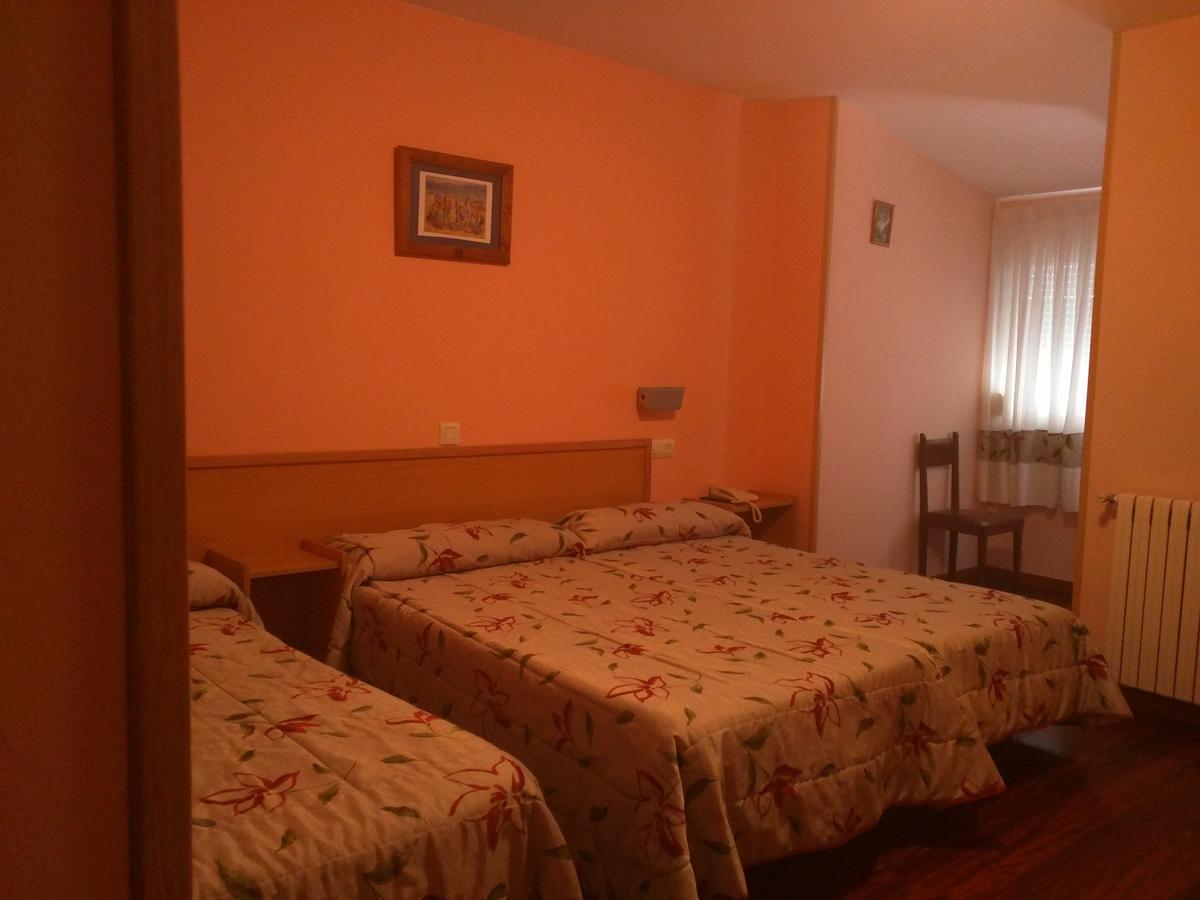 Hostal San Paio Lavacolla Kültér fotó