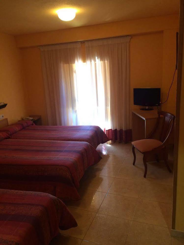 Hostal San Paio Lavacolla Kültér fotó